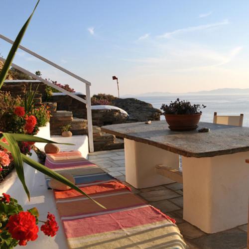 Vega Apartments Tinos Exterior photo